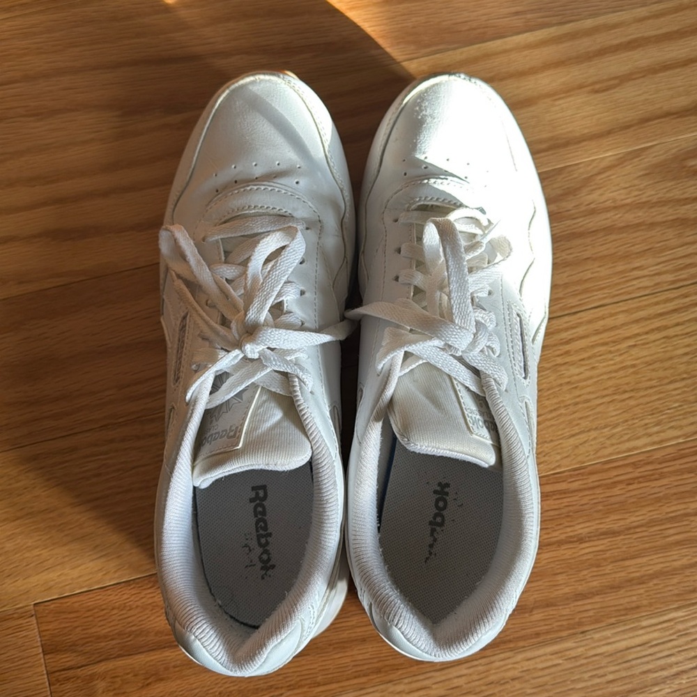 Reebok Classic Sneakers